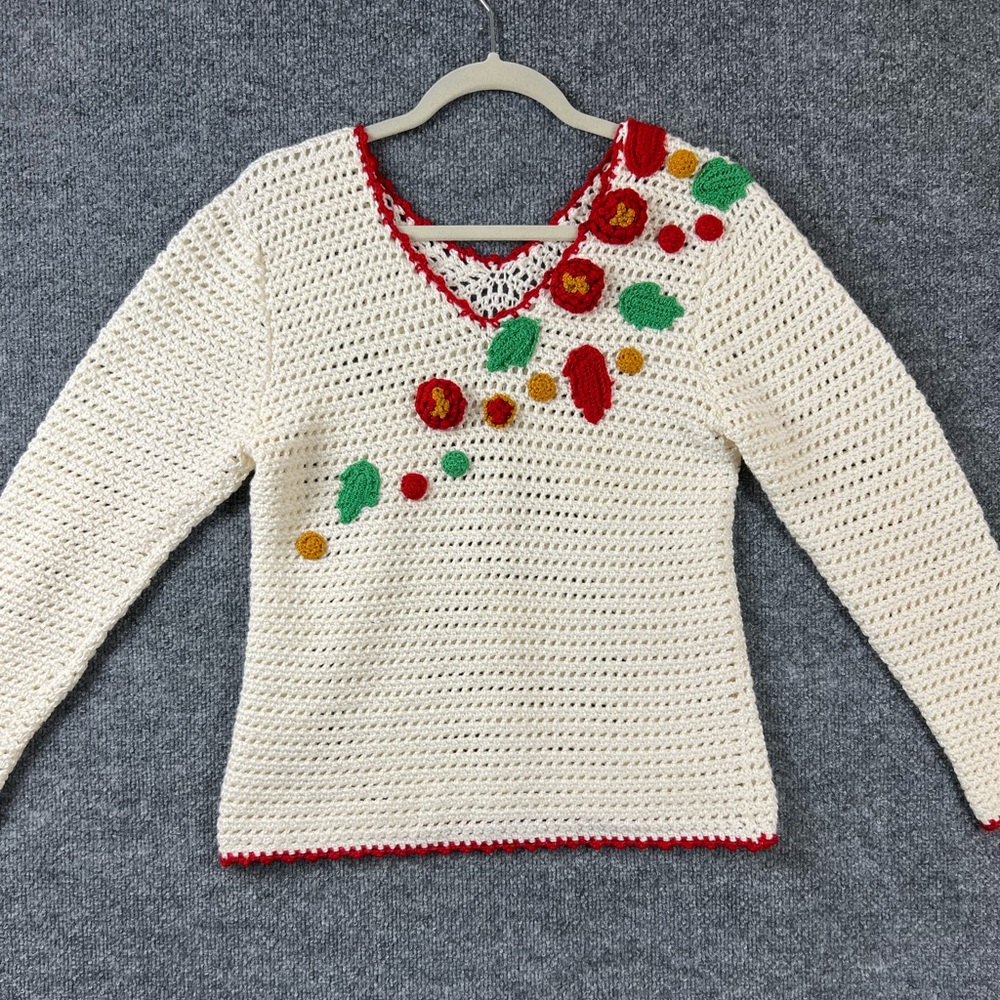 Hand Knit Sweater Women White Scoop Neck Holiday Flower‎ Crochet